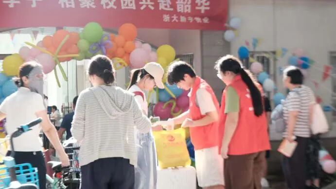 我校学生社区有序开展迎新工作